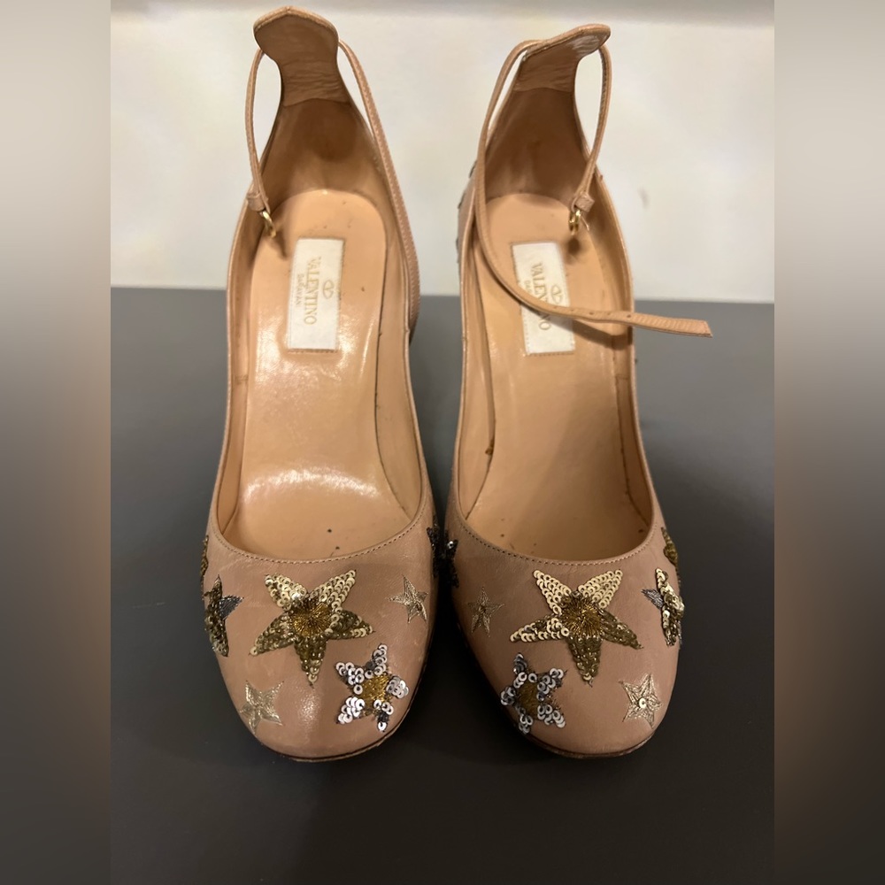 Valentino Heels!!